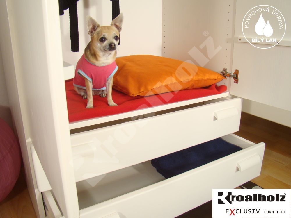 bílá šatní skříň z masivu ZIBE 200x90x58