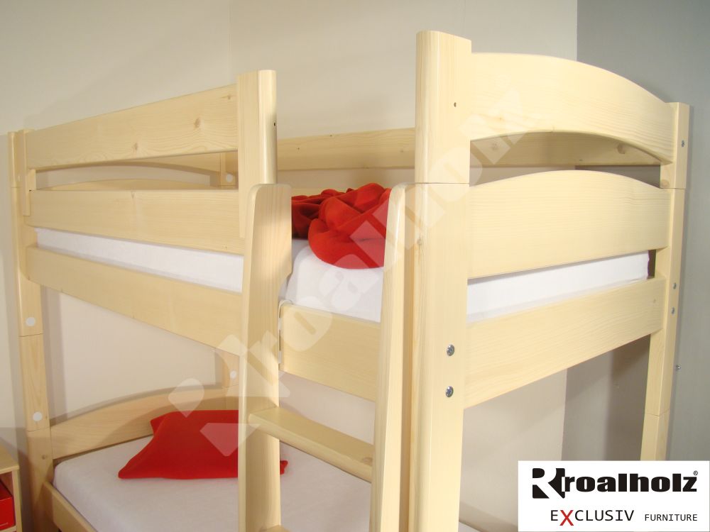 bezpečná pevná patrová palanda z masivu ELEA PB