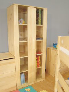 prosklená knihovna masiv MARA SKLO 170x75x40