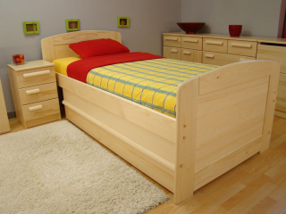 senior postel z masivu PAVLA SENIOR 120x200