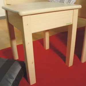 dřevěná stolička ŠTOKRLE z masivu, dřevěné štokrle