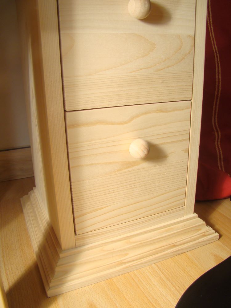 VÝPRODEJ - dřevěná design šuplíková VĚŽ